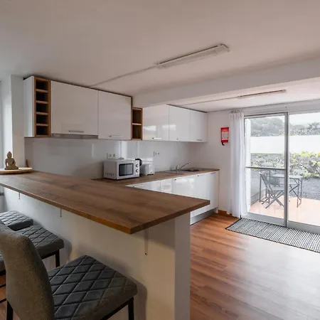 Casa Dos Oceanfront * Arcos (Pico)
