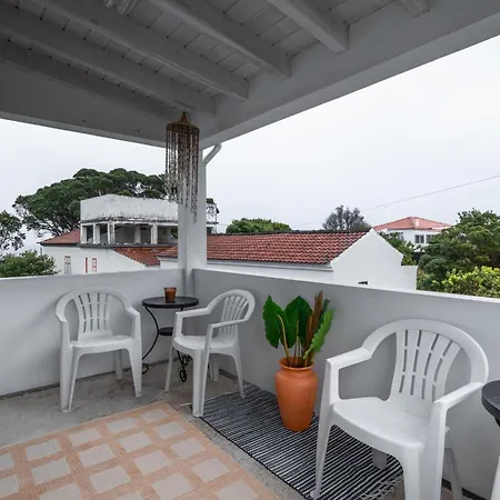 Casa Dos Oceanfront *